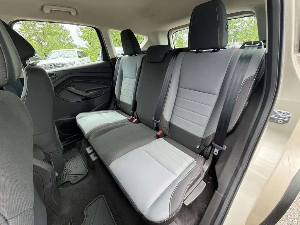Used 2017 Ford Escape S FWD image 22