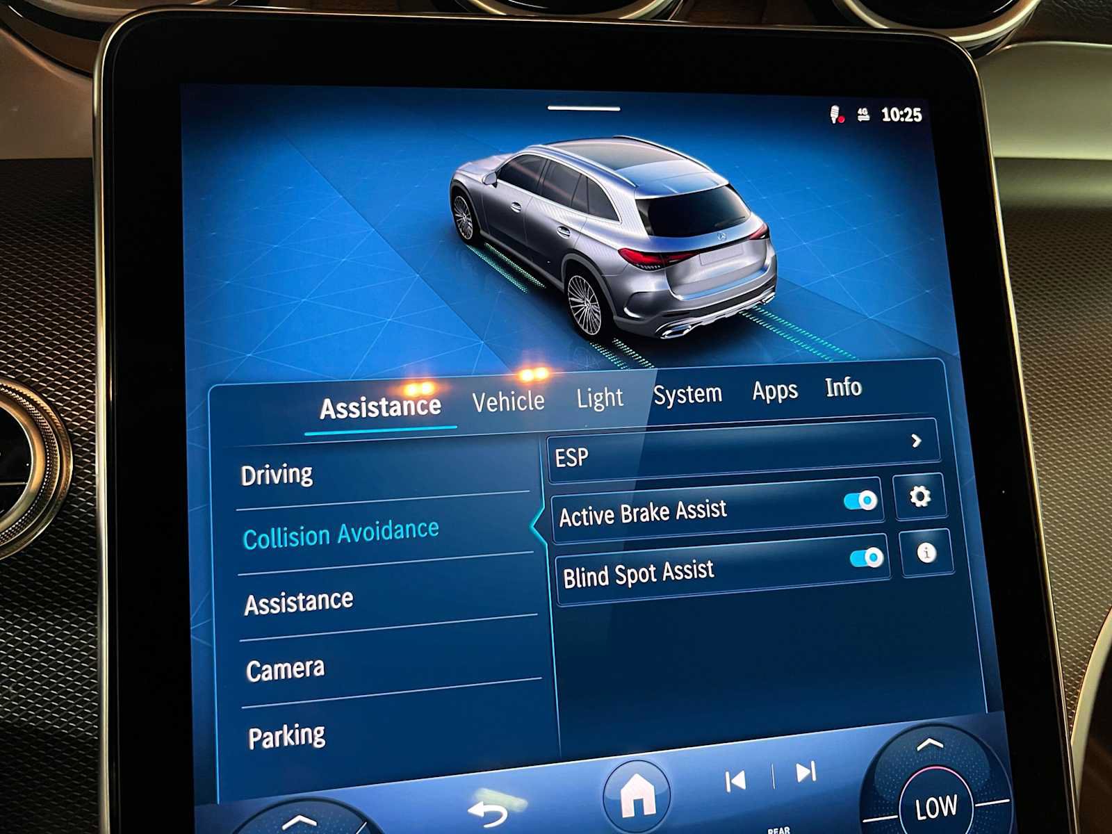 Used 2026 Mercedes-Benz GLC 300 4MATIC image 39