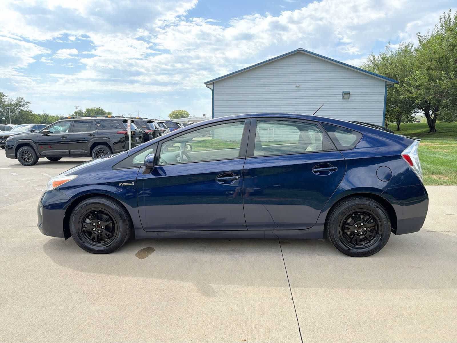 Used 2012 Toyota Prius Two FWD image 3