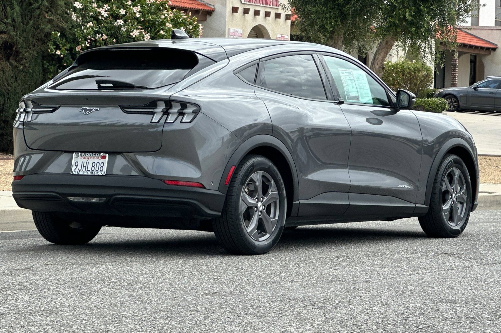 Used 2023 Ford Mustang Mach-E Select AWD/4WD image 4