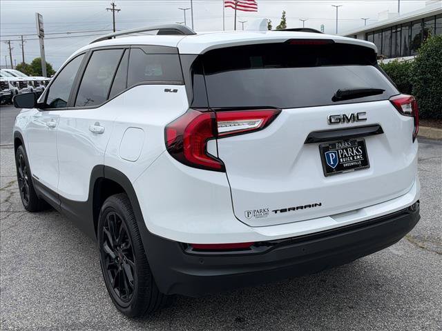 Certified 2024 GMC Terrain SLE w/ Driver Convenience Package FWD image 8