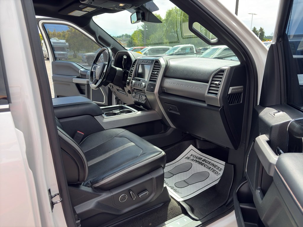 Used 2018 Ford F350 Platinum w/ Platinum Ultimate Package AWD/4WD image 27