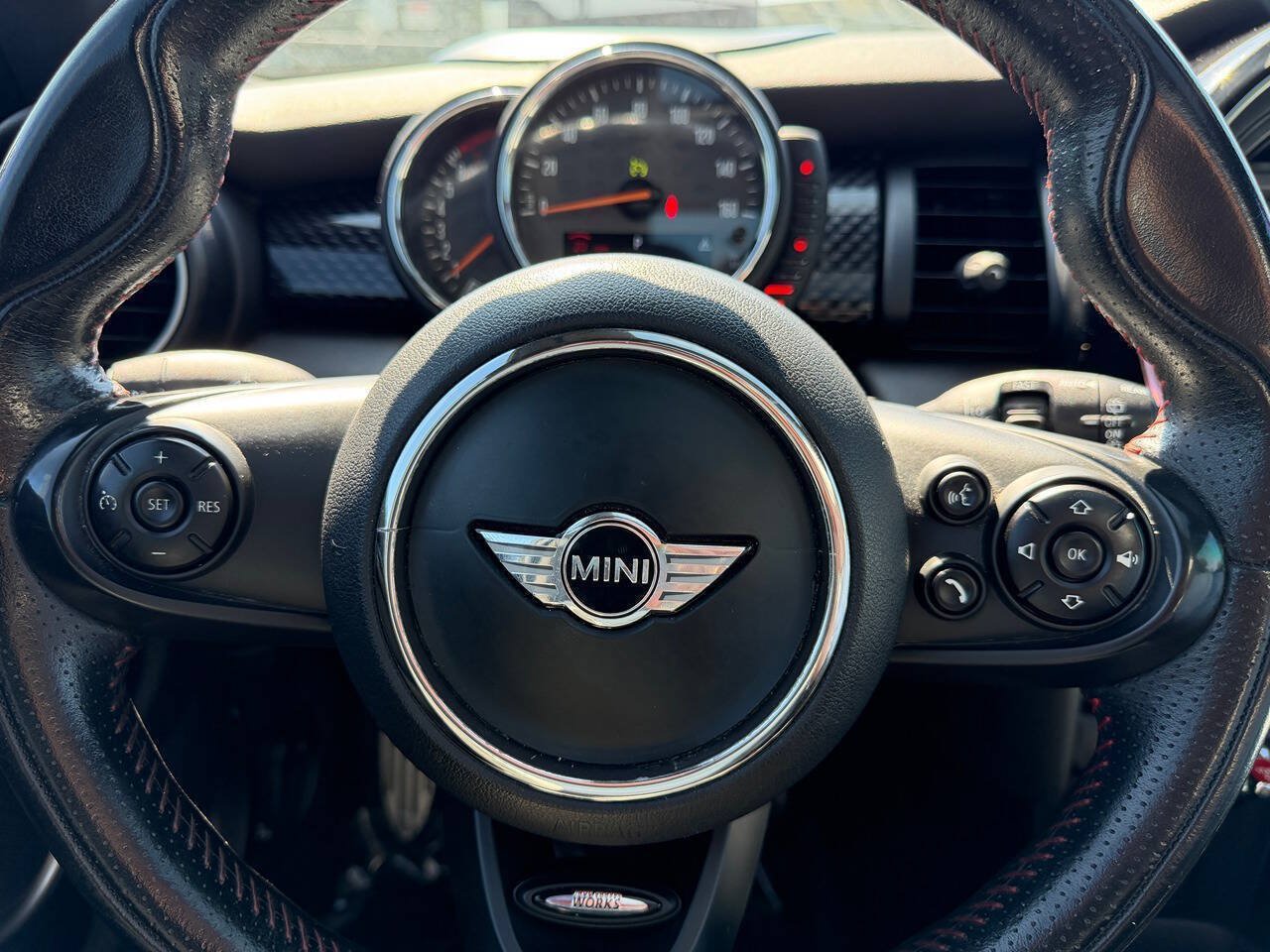 Used 2014 MINI Cooper S FWD image 17