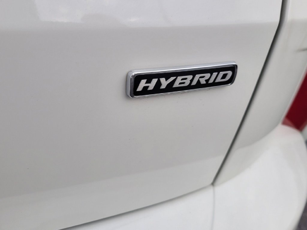 Used 2024 Ford Escape ST-Line w/ Equipment Group 301A FWD image 10
