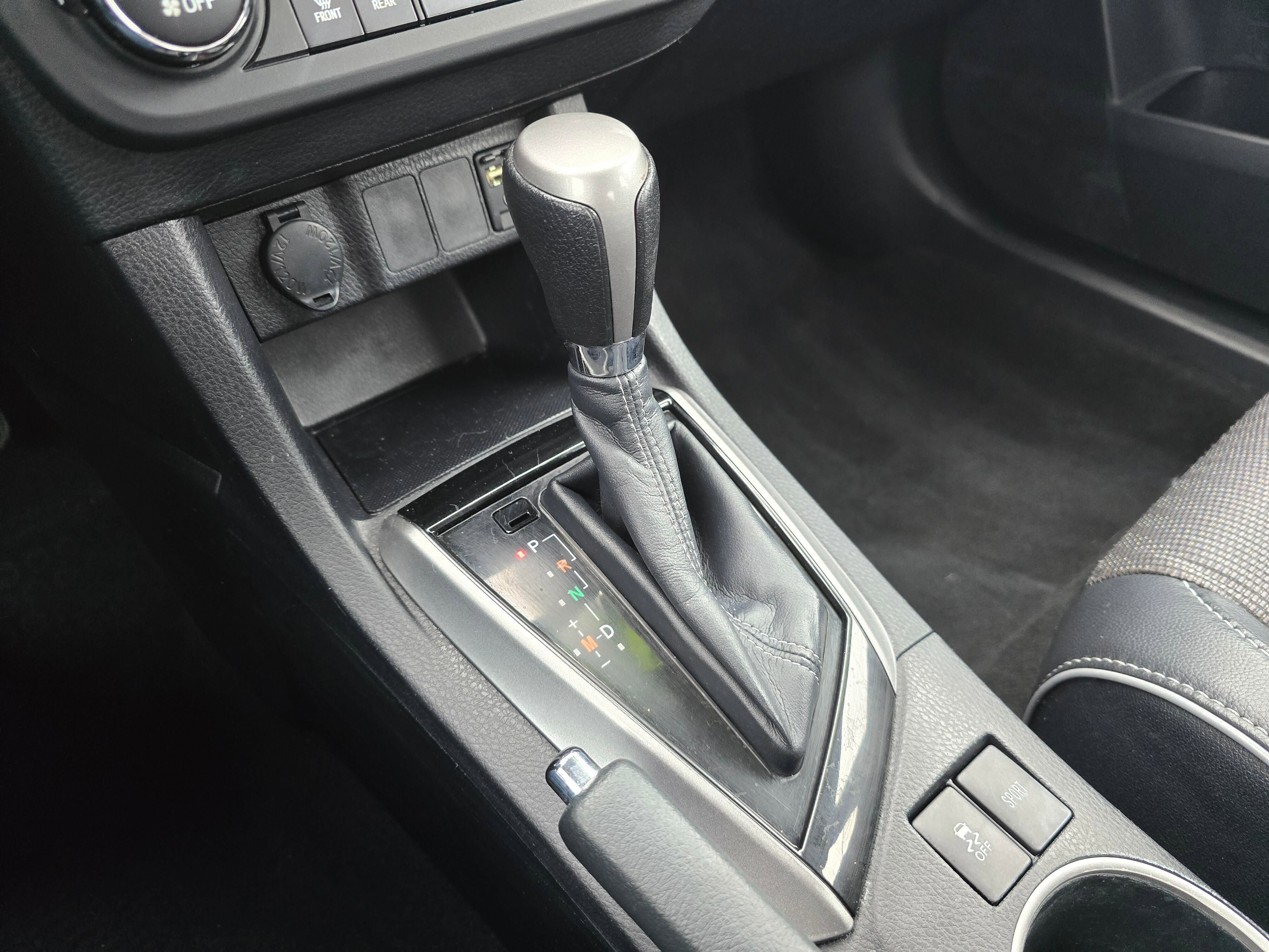 Used 2015 Toyota Corolla S FWD image 18