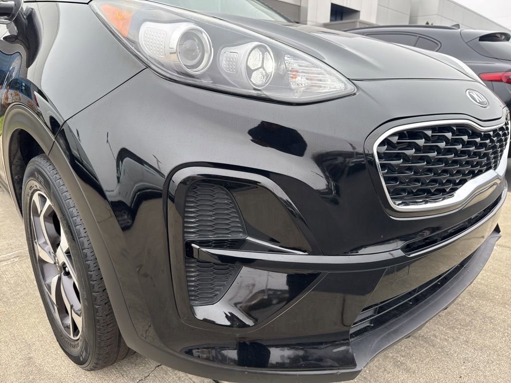 Used 2022 Kia Sportage LX image 12