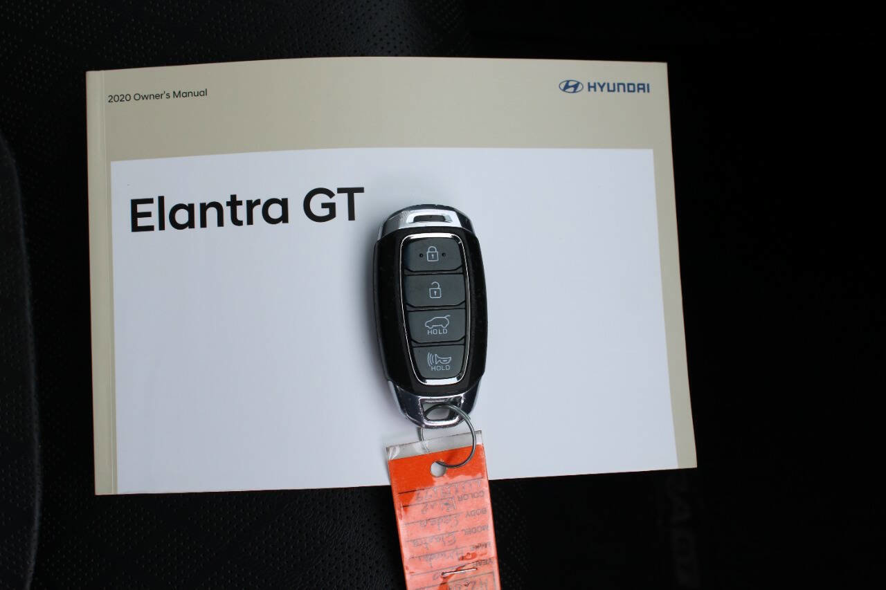 Used 2020 Hyundai Elantra GT w/ Style Package 02 image 45