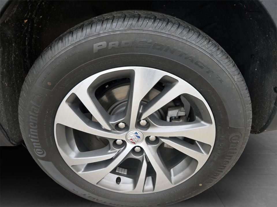 Used 2023 Buick Envision Essence image 33