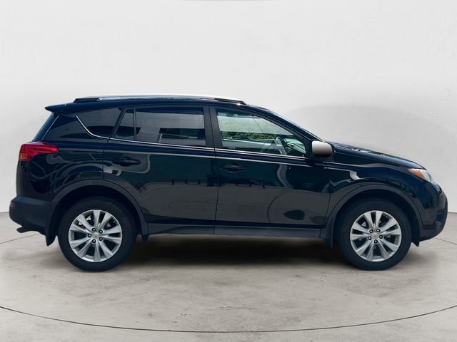 Used 2015 Toyota RAV4 Limited w/ Technology Package AWD/4WD image 6