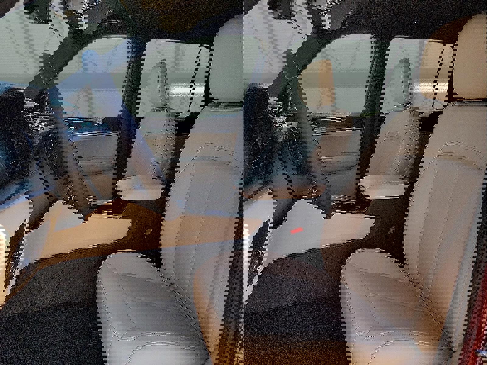 New 2025 Jeep Grand Cherokee L Limited w/ Trailer Tow Package AWD/4WD image 11