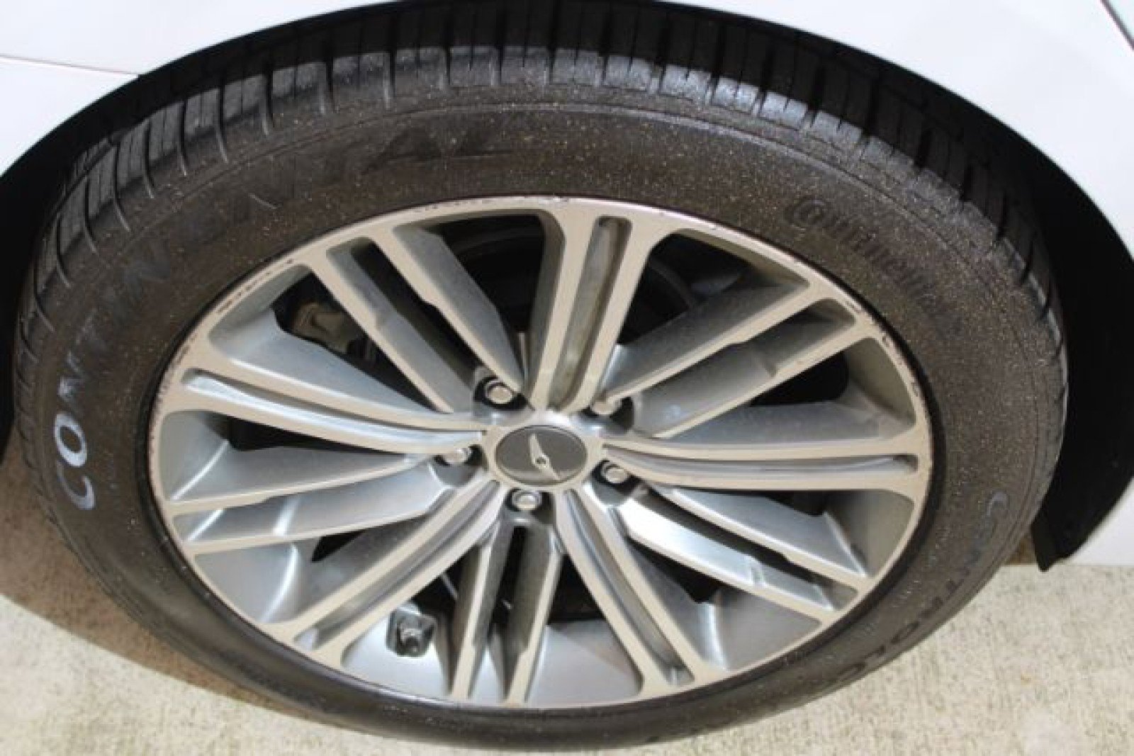 Used 2018 Genesis G80 3.8 w/ Option Group 02 RWD image 29
