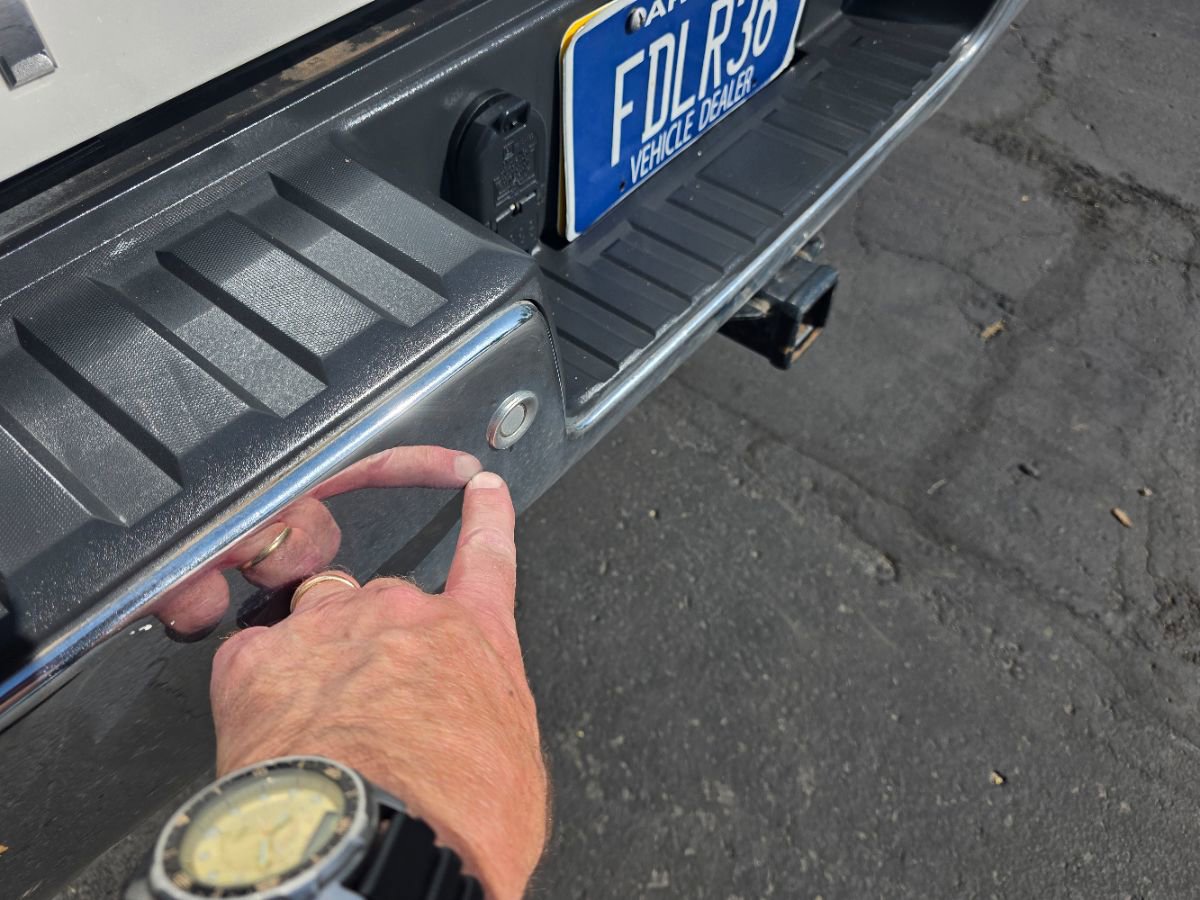 Used 2018 GMC Sierra 1500 SLT image 18