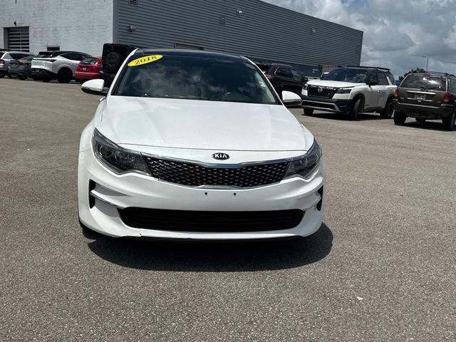 Used 2018 Kia Optima EX w/ Premium Package FWD image 10