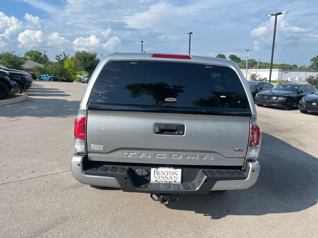 Used 2020 Toyota Tacoma TRD Off-Road w/ TRD Premium Off Road Package AWD/4WD image 5