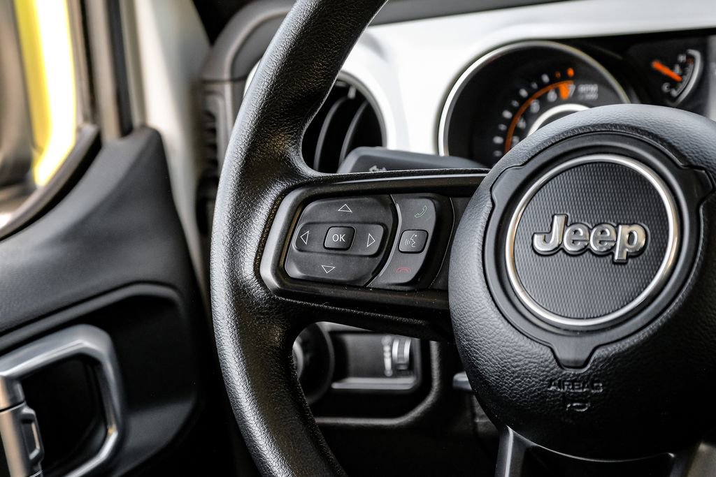 Used 2023 Jeep Gladiator Sport image 20