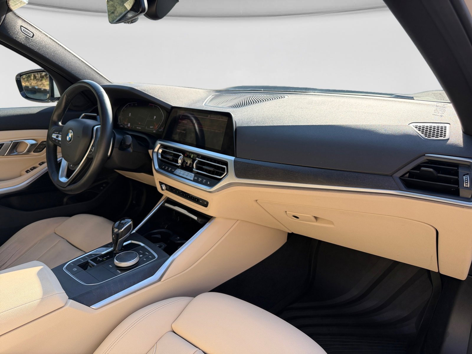 Used 2021 BMW 330i xDrive Sedan w/ Convenience Package AWD/4WD image 23