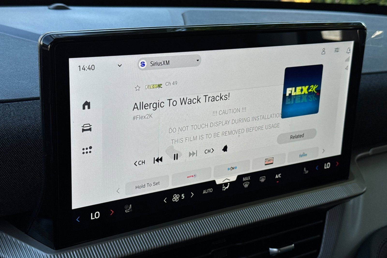 New 2026 Ford Explorer Active RWD image 21