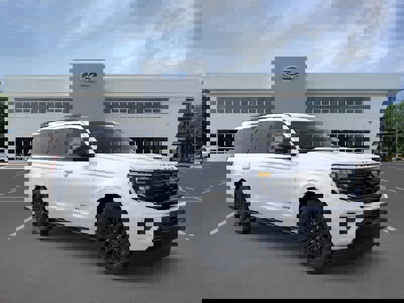New 2026 Ford Expedition Platinum w/ Stealth Appearance Package image 7