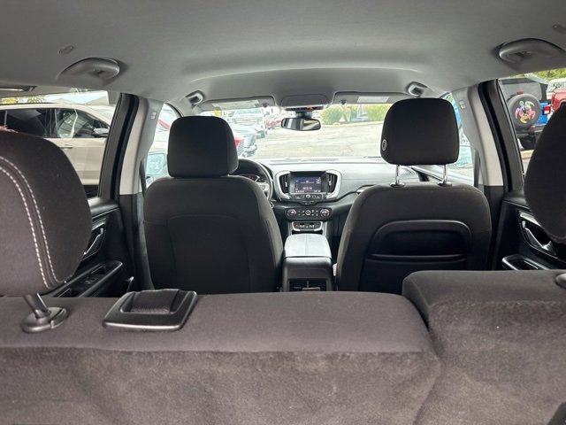 Used 2022 GMC Terrain SLE w/ Driver Convenience Package image 27