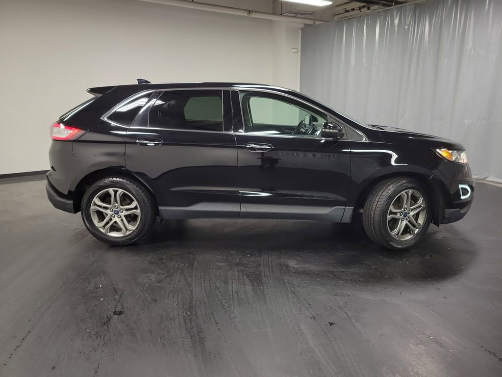 Used 2016 Ford Edge Titanium image 10