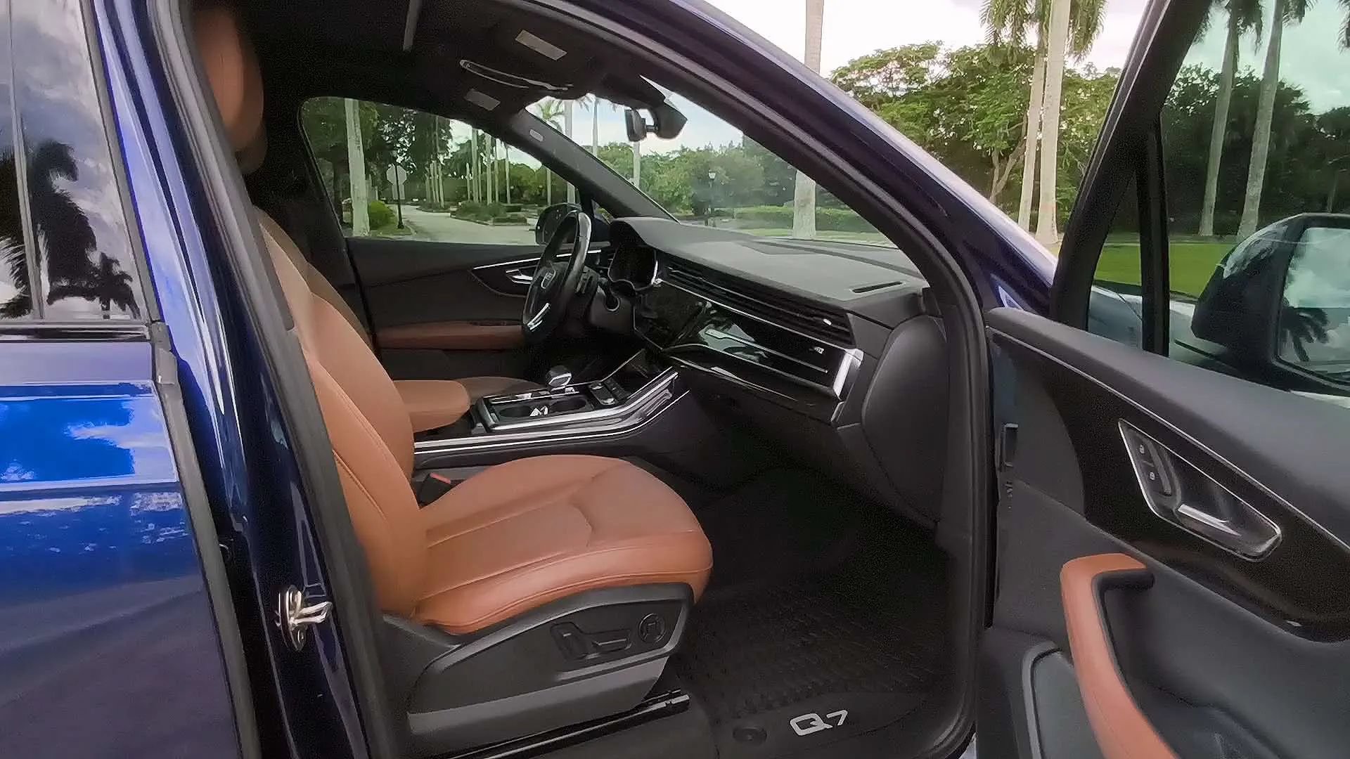 Used 2021 Audi Q7 3.0T Premium Plus AWD/4WD image 35