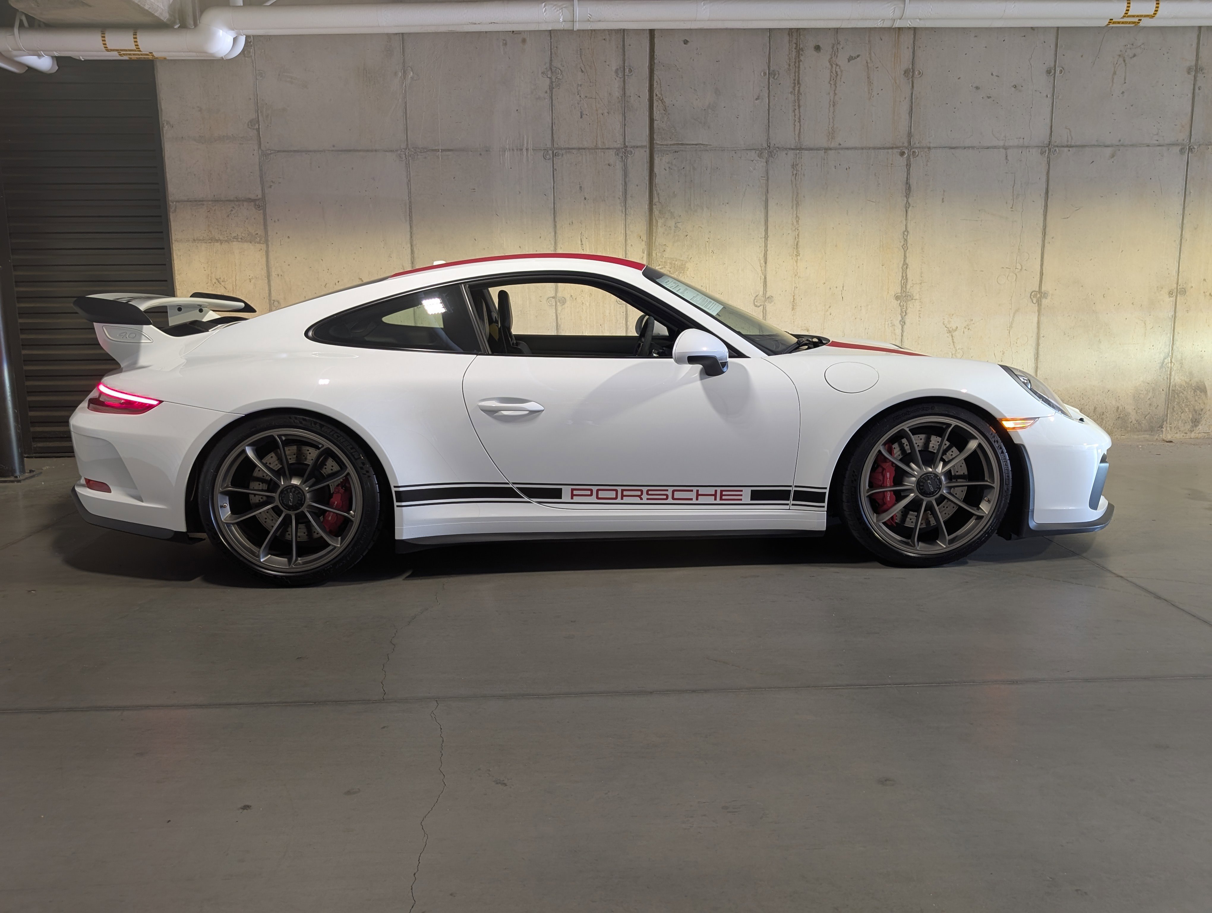 Certified 2018 Porsche 911 GT3 RWD image 9