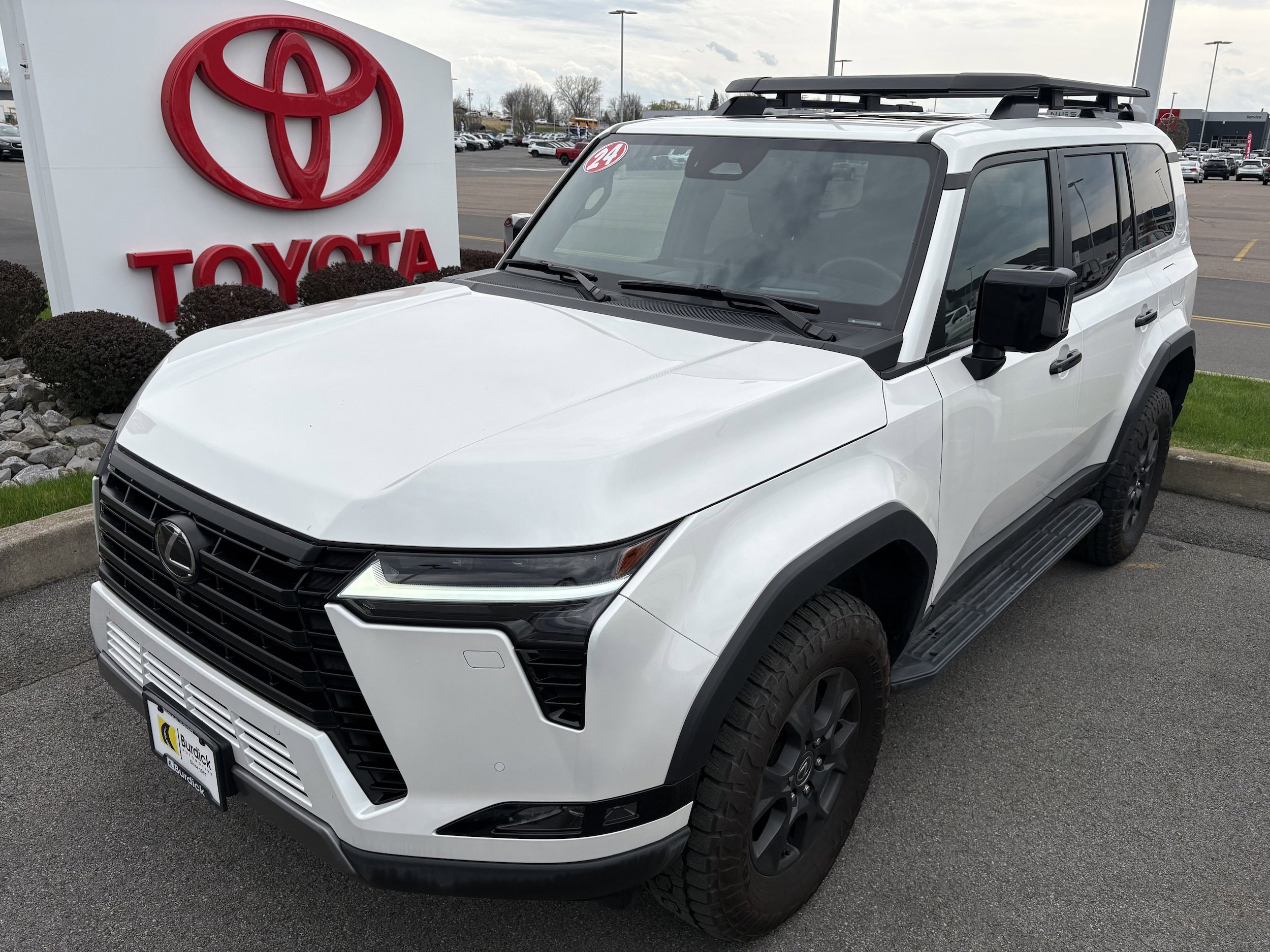 Used 2024 Lexus GX 550 image 1