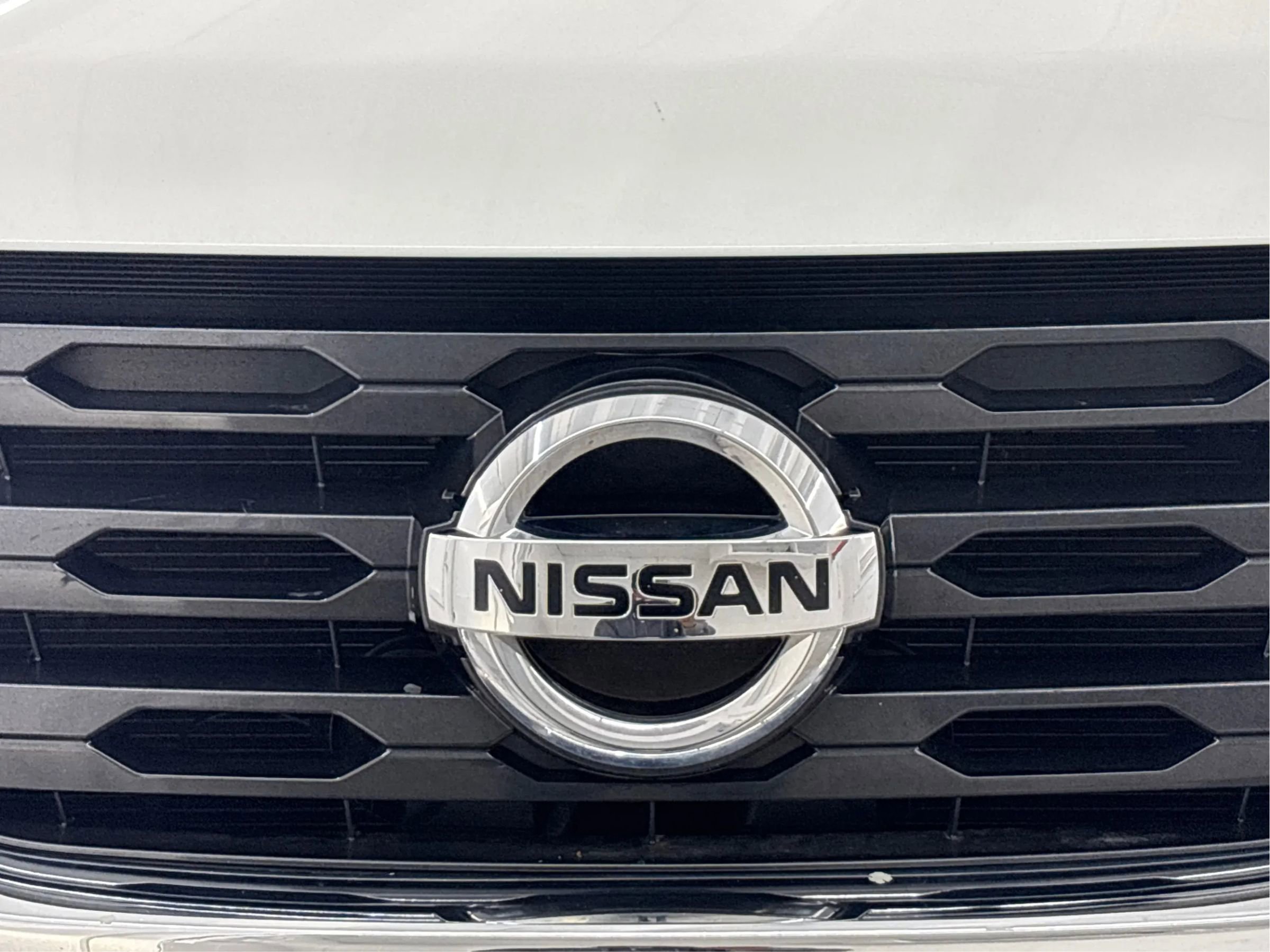 Used 2020 Nissan Pathfinder SV AWD/4WD image 35