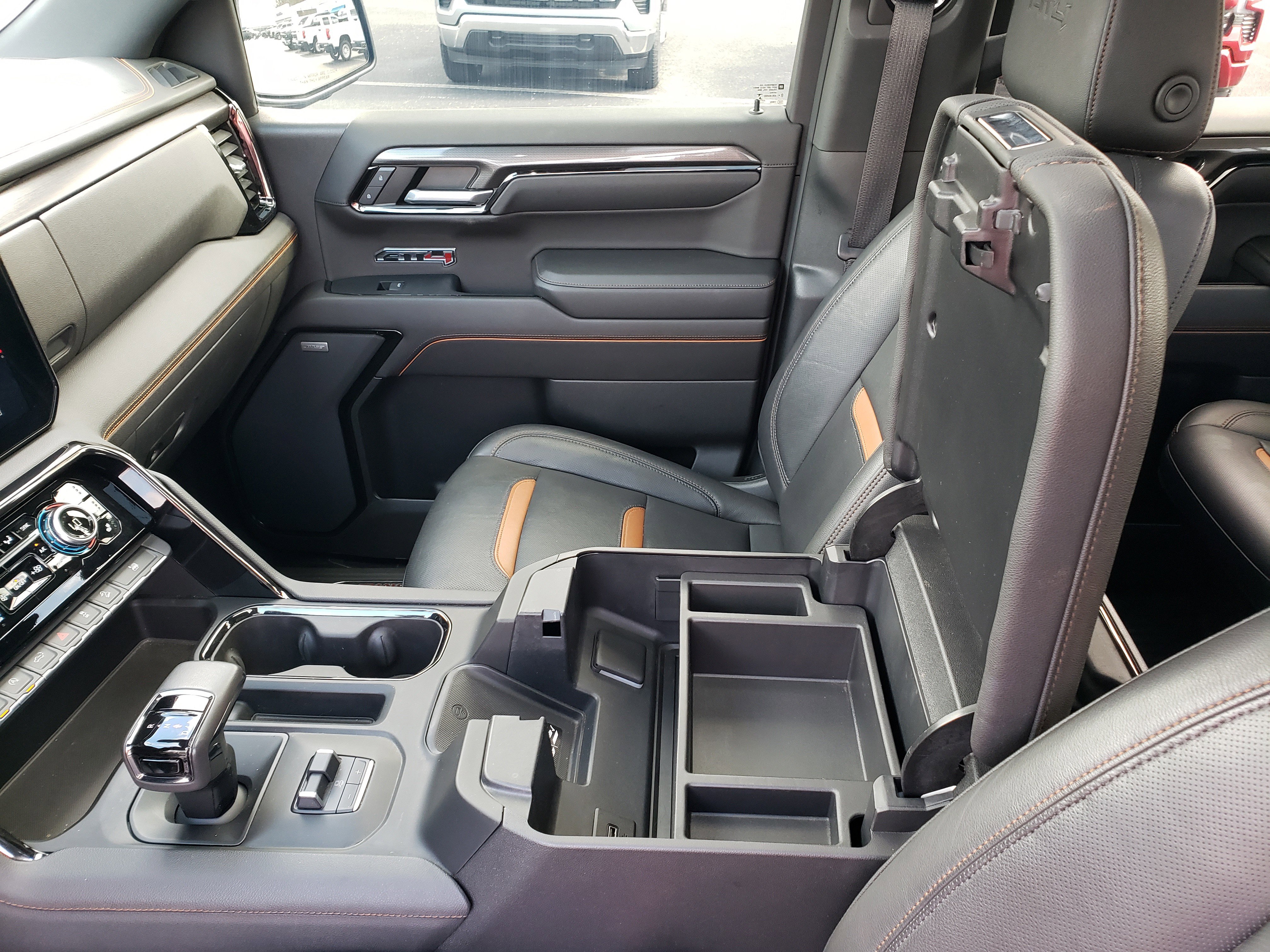 Used 2022 GMC Sierra 1500 AT4 w/ AT4 Premium Package image 28