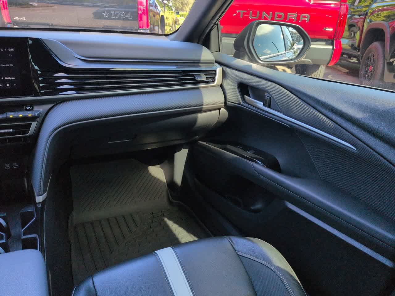 Certified 2025 Toyota Camry SE FWD image 16