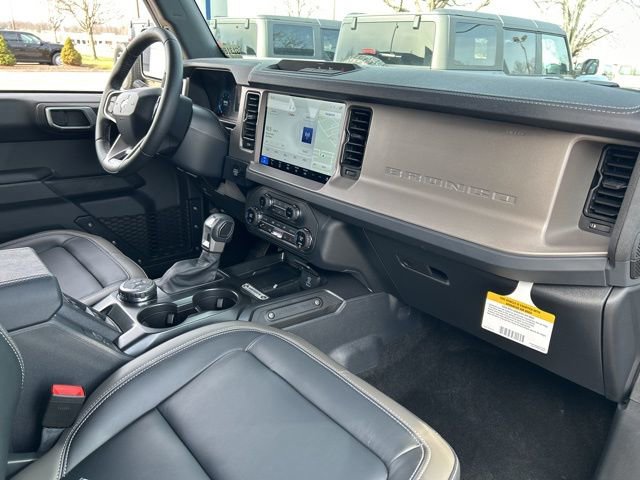 New 2025 Ford Bronco Outer Banks image 11
