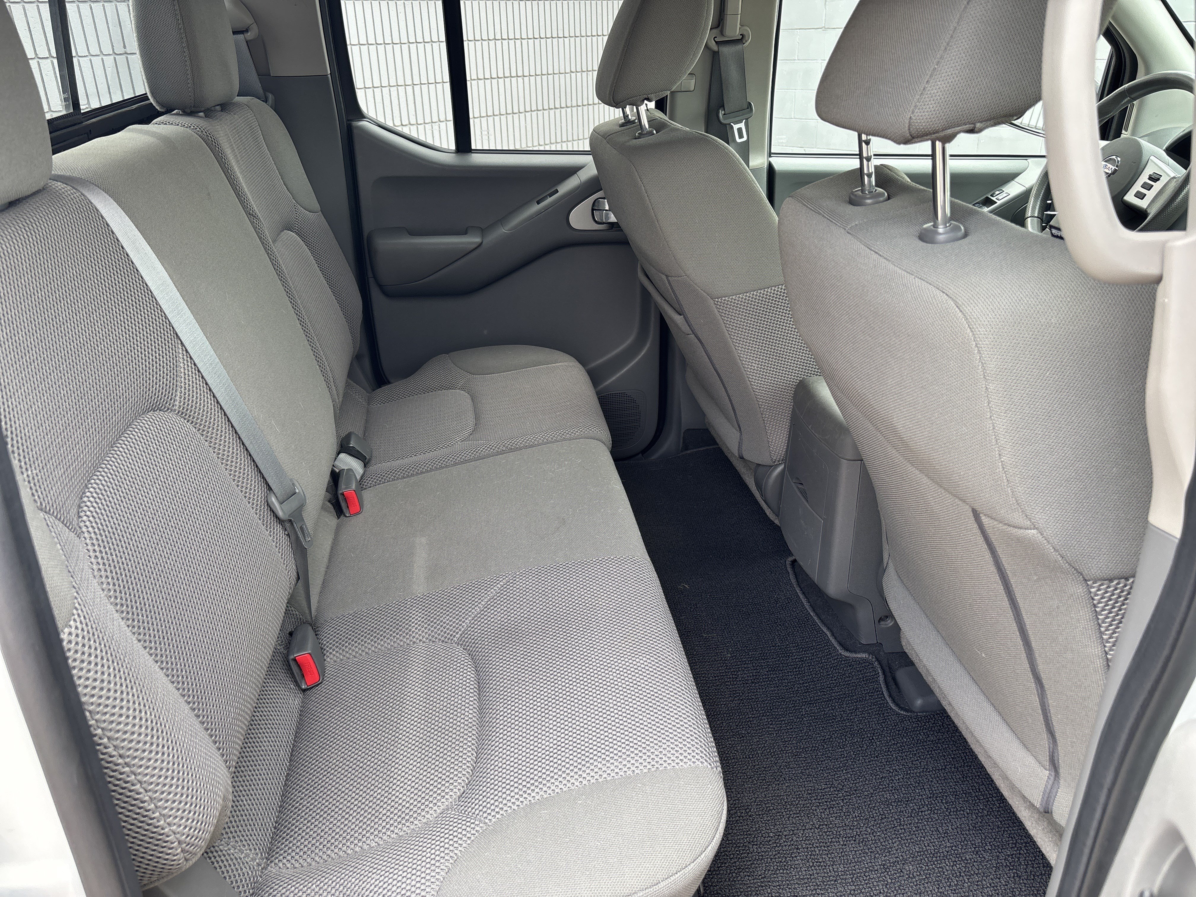Used 2020 Nissan Frontier SV w/ Midnight Edition Floor Mats AWD/4WD image 4