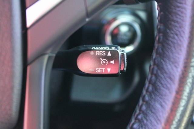 Used 2016 Toyota Camry XLE image 31