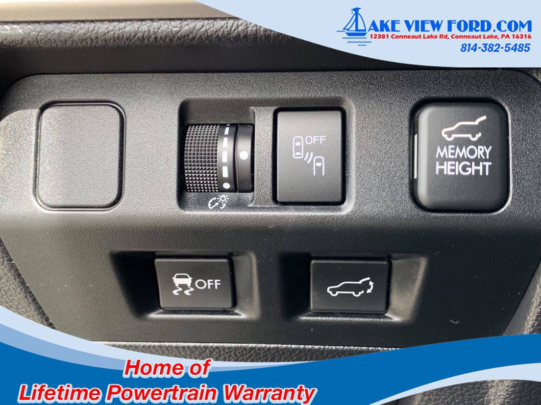 Used 2017 Subaru Forester 2.5i Limited AWD/4WD image 13