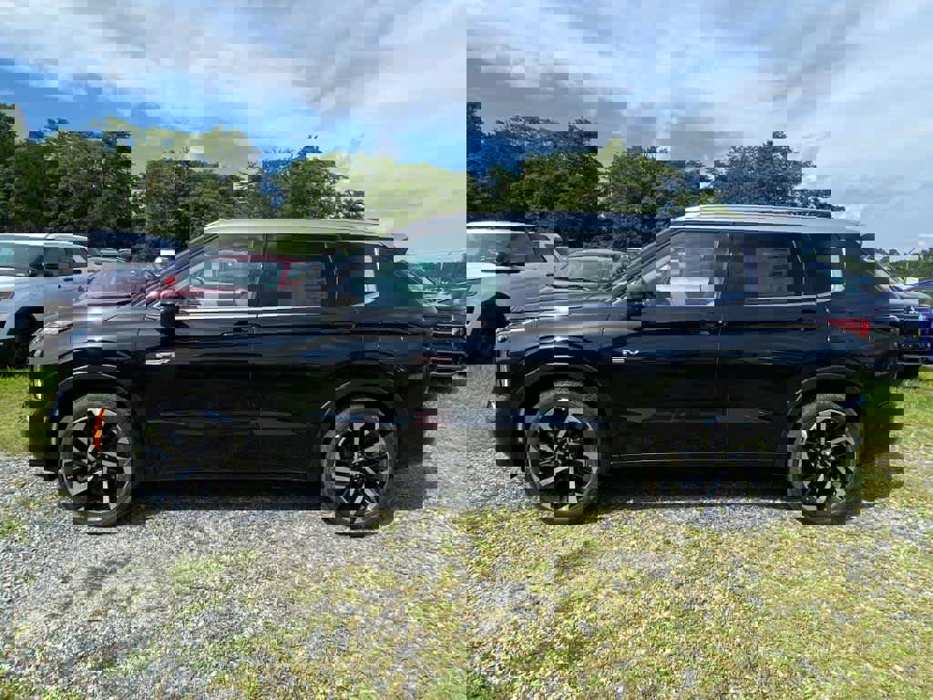 New 2025 Mitsubishi Outlander SEL video 2