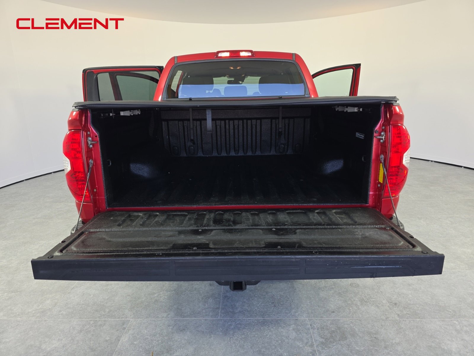 Used 2019 Toyota Tundra SR5 image 9