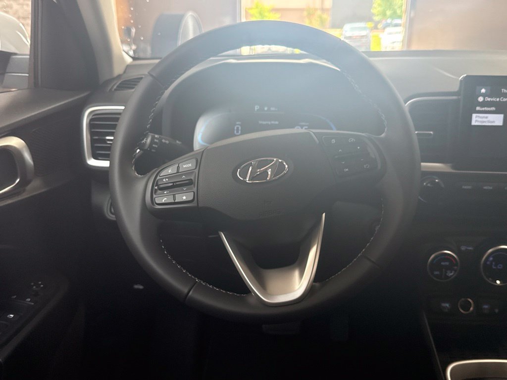 New 2026 Hyundai Venue SEL FWD image 19