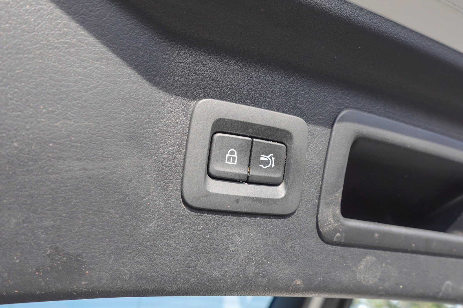 Certified 2024 MAZDA CX-90 Plug-In Hybrid w/ Preferred image 25