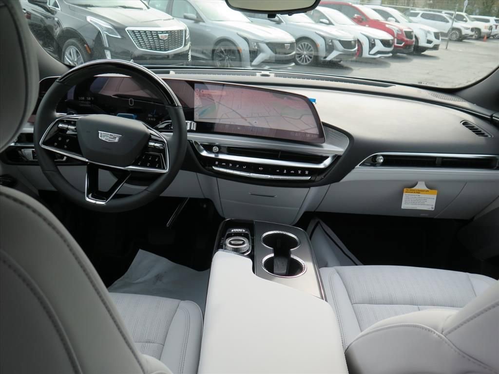 New 2026 Cadillac Lyriq Premium Luxury image 23