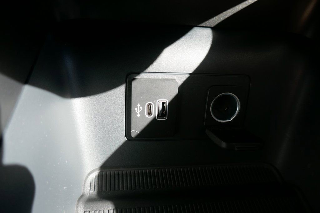 New 2026 Ford Explorer ST-Line w/ ST-Line Street Pack image 17