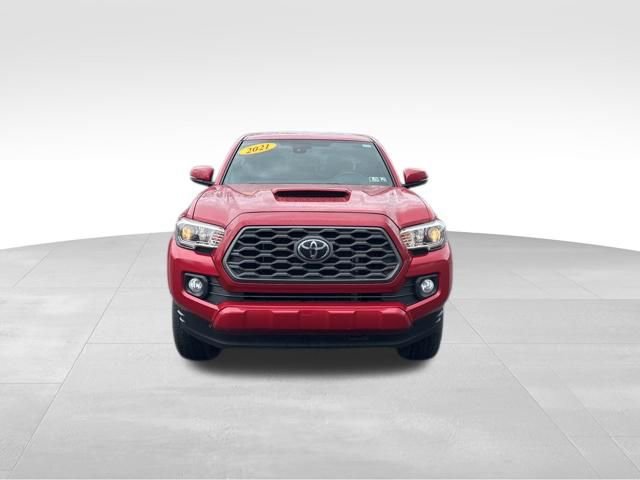 Used 2021 Toyota Tacoma TRD Sport AWD/4WD image 8