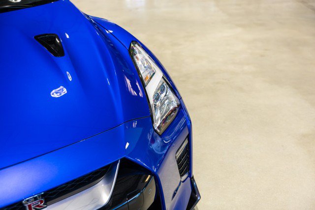 Used 2021 Nissan GT-R Premium AWD/4WD image 10
