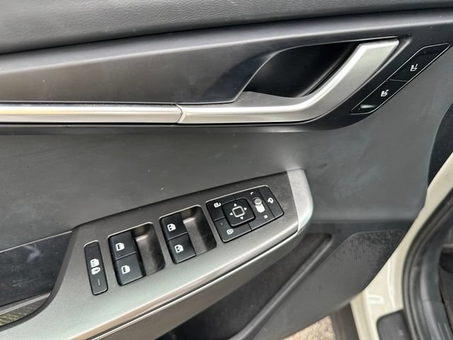 Used 2024 Kia EV6 Light AWD/4WD image 16