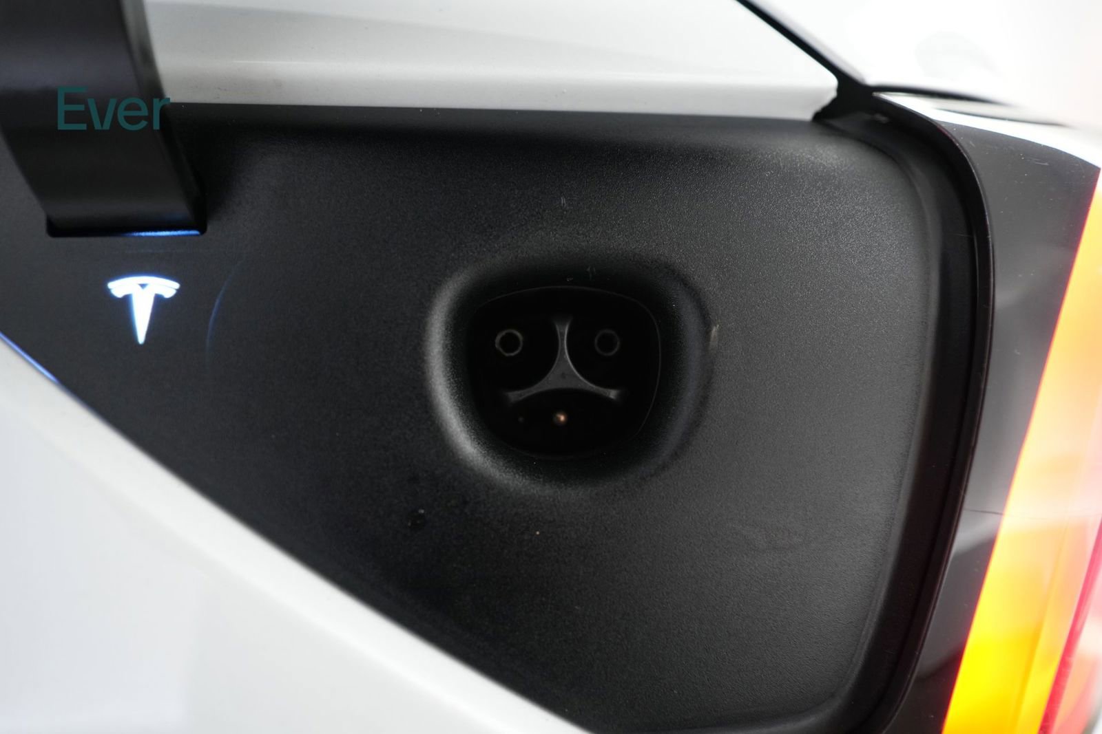 Used 2022 Tesla Model Y Performance image 10