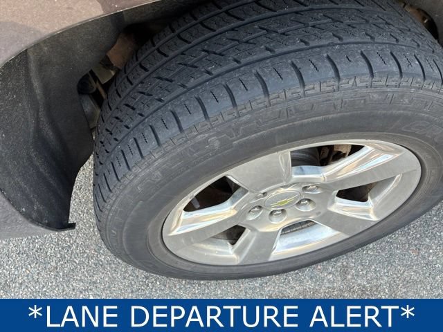 Used 2015 Chevrolet Suburban LT AWD/4WD image 6