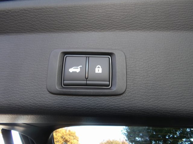 New 2025 Mitsubishi Outlander SE image 11