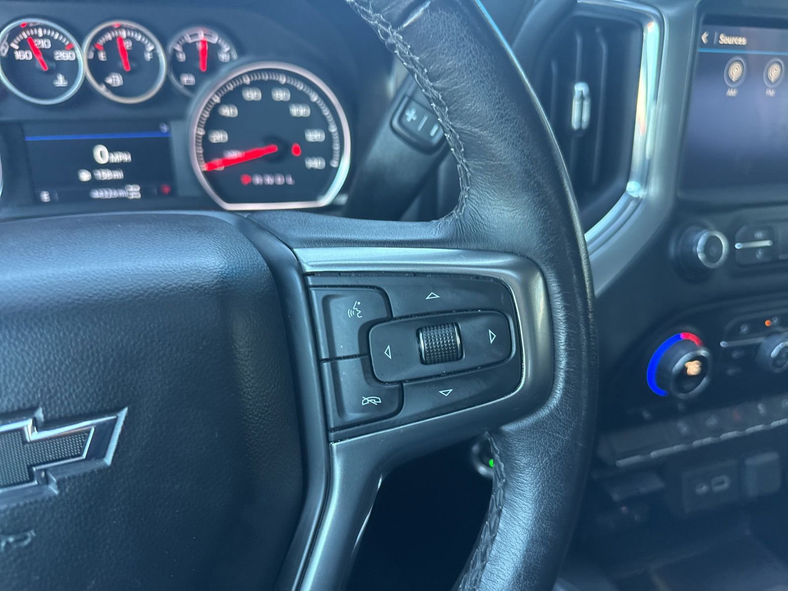 Used 2022 Chevrolet Silverado 1500 LT Trail Boss w/ Convenience Package II image 32