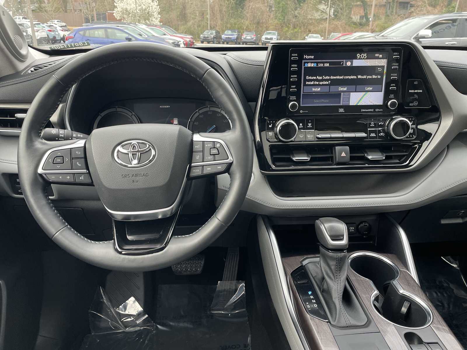 Used 2020 Toyota Highlander Limited image 8