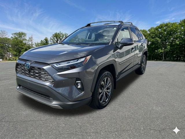 Used 2023 Toyota RAV4 Limited AWD/4WD image 3