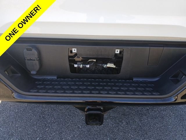 Used 2023 Chevrolet Colorado Trail Boss w/ Advanced Trailering Package AWD/4WD image 6